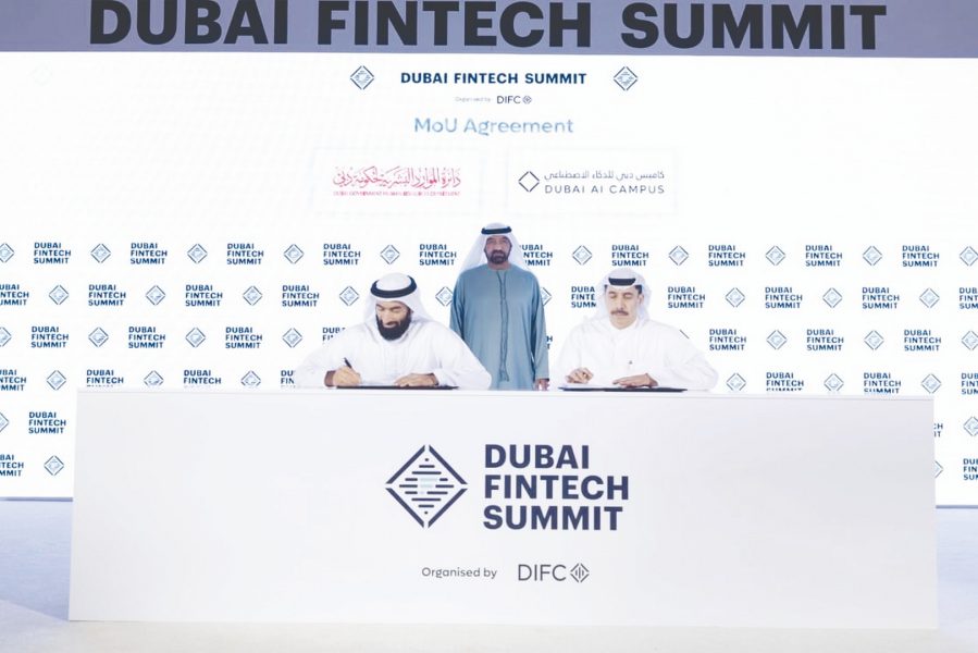 دبي للموارد البشرية و”كامبس دبي” يتعاونان لتأهيل 10 آلاف شخص في الذكاء الاصطناعي بحلول 2030
