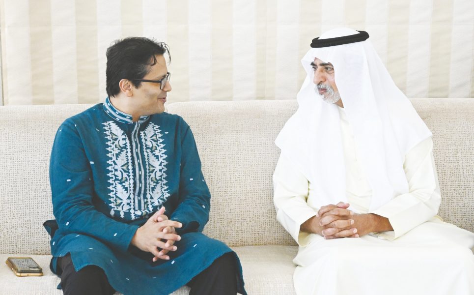 نهيان بن مبارك يستقبل المبعوث الخاص لرئيس وزراء بنغلاديش ويؤكد متانة العلاقات بين البلدين