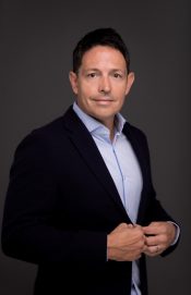 حلّ مبتكر من ألتيريكس: مركز تبادل بيانات الذكاء الاصطناعي لتعزيز الشفافية والامتثال