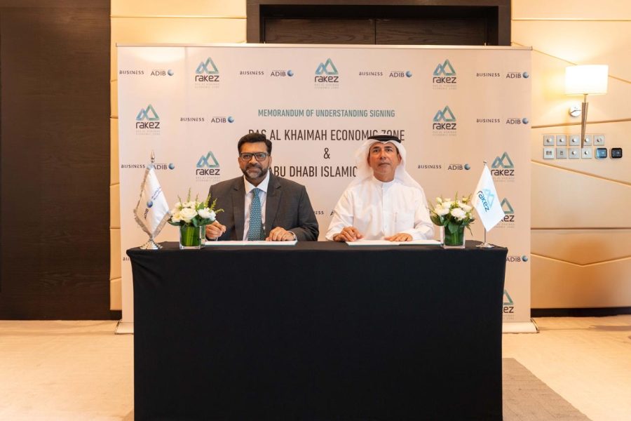 راكز ومصرف أبوظبي الإسلامي يوقعان شراكة استراتيجية لتبسيط الخدمات المصرفية للمستثمرين ودعم نمو الأعمال