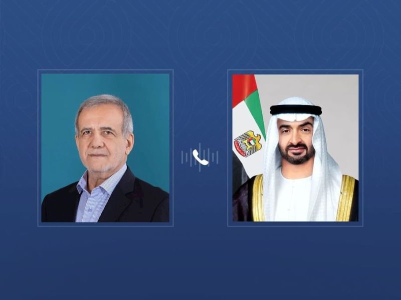 رئيس الدولة والرئيس الإيراني يبحثان هاتفياً علاقات البلدين والتطورات الإقليمية