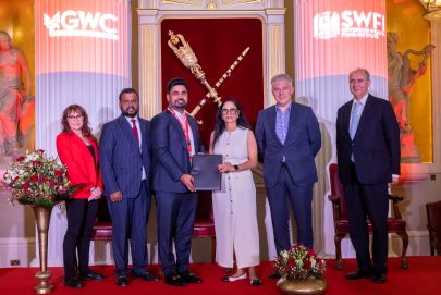 تشارلز جروب و”باتيل العائلية” توقعان اتفاقاً عقارياً بقيمة مليار دولار