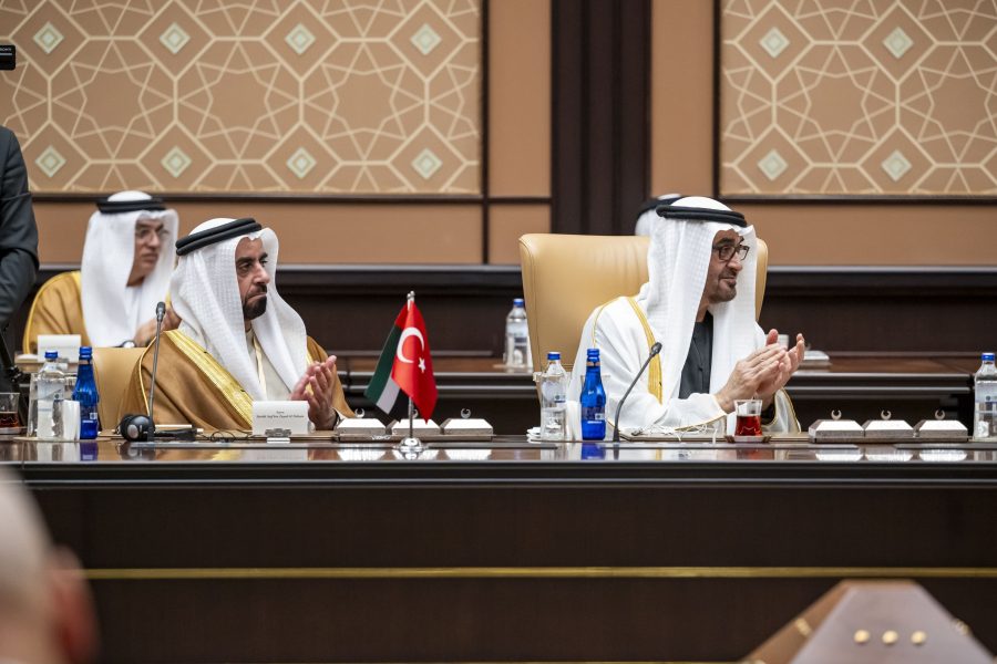 رئيس الدولة والرئيس التركي يشهدان تبادل عدد من الاتفاقيات ومذكرات التفاهم بين البلدين