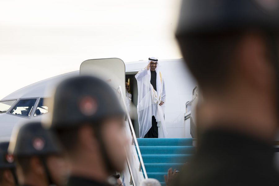 رئيس الدولة يختتم زيارته إلى تركيا