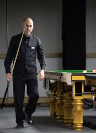 الجوكر ينضم إلى شهاب في دور الـ16 ببطولة العالم للسنوكر بالبحرين