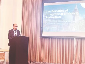 بلدية عجمان تشارك في مؤتمر WREC‑24 العالمي للطاقة المتجددة في مانشستر