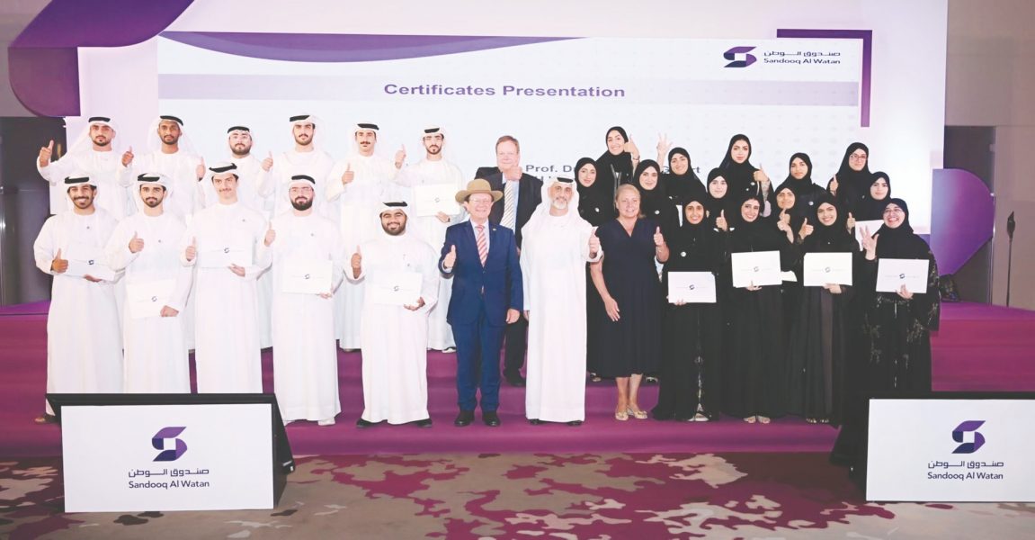 نهيان بن مبارك: خدمة الوطن والإسهام في مسيرته التنموية غاية شباب الإمارات