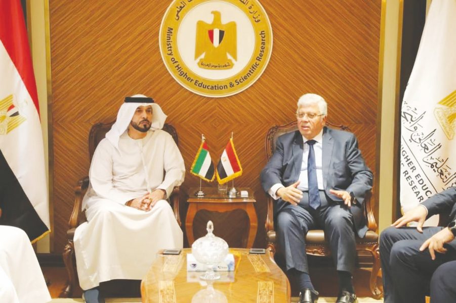 خليفة بن محمد يبحث مع وزير التعليم العالي المصري افتتاح صرح جامعة الإسكندرية في أبوظبي