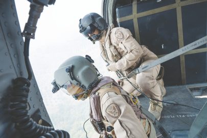 فريق الانقاذ الإماراتي يواصل عمليات إطفاء حرائق الغابات في ألبانيا