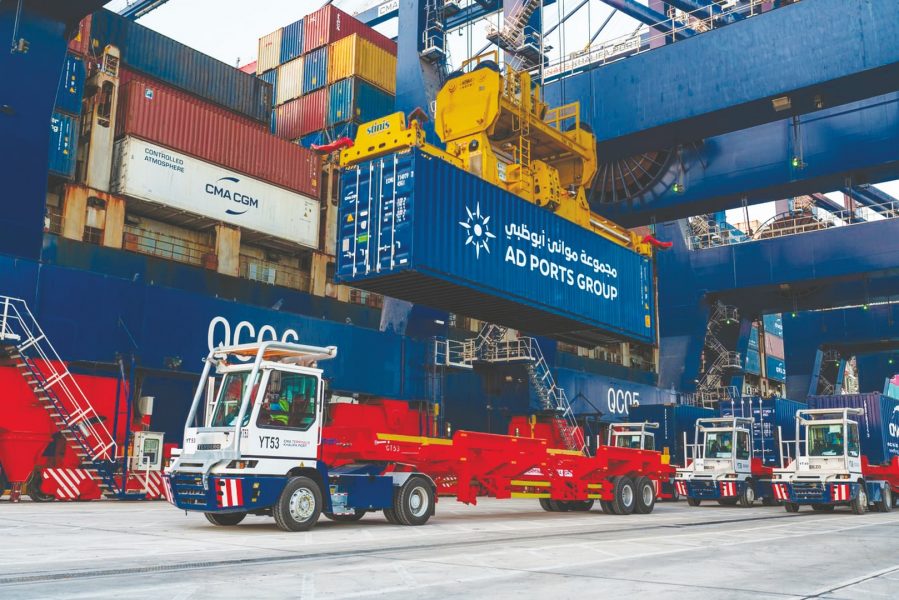 4.83 مليار درهم إيرادات “موانئ أبوظبي” خلال الربع الثاني