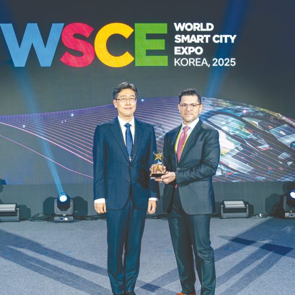 وفد من دائرة البلديات والنقل يزور كوريا الجنوبية لتبادل المعرفة في مجال التنقل الذكي والتنمية الحضرية المستدامة