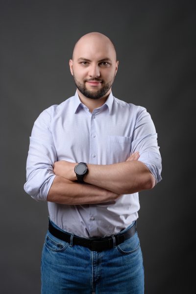 تطبيقات نقل الركاب وتوصيل الطعام: مستقبل تفاعل العلامات التجارية