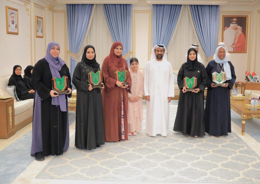 مركز سالم بن حم الثقافي يحتفي بريادة المرأة الإماراتية ويكرّم قيادات نسائية بارزة