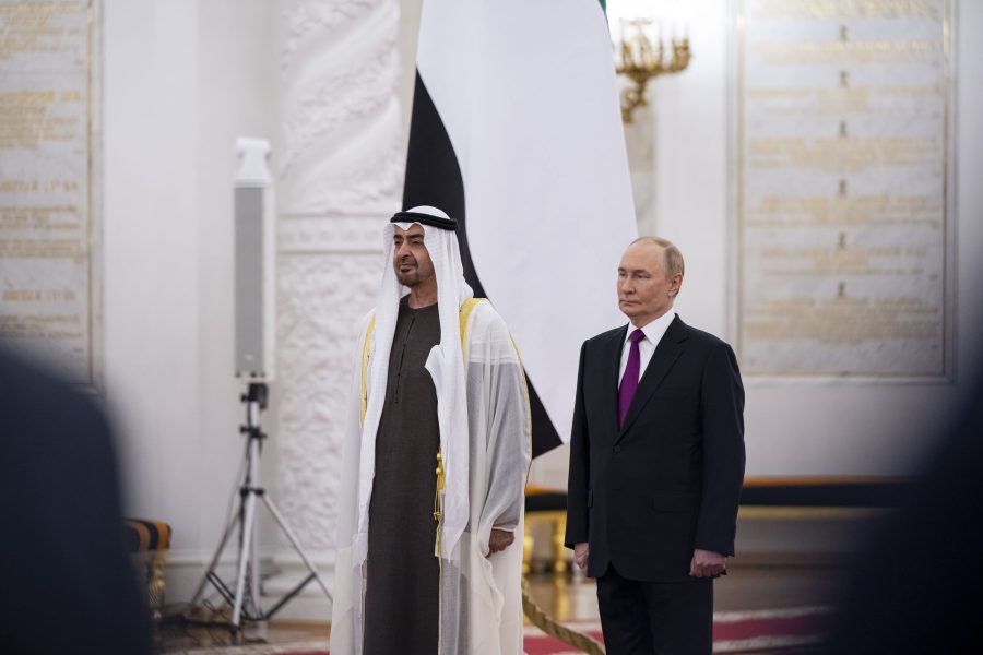 رئيس الدولة والرئيس الروسي يبحثان في موسكو سبل تعزيز الشراكة الإستراتيجية بين البلدين