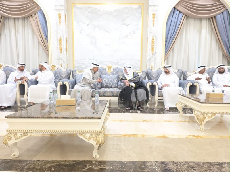 حاكم الشارقة والشيوخ يقدمون واجب العزاء في وفاة الشيخة ردن بنت خالد القاسمي