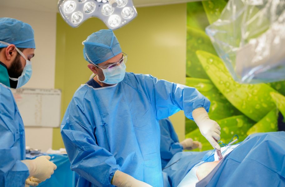 مبادرة إماراتية رائدة تعيد الأمل لـ 3 مرضى مبتوري الأطراف