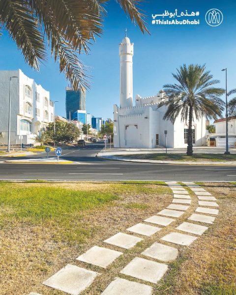 #هذه_أبوظبي.. بعدسة أليكس وسيلفيا