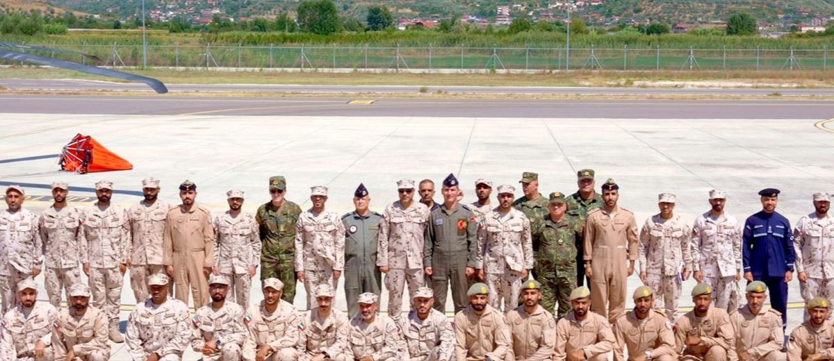 فريق الإنقاذ الإماراتي يختتم مشاركته في جهود إخماد حرائق غابات ألبانيا