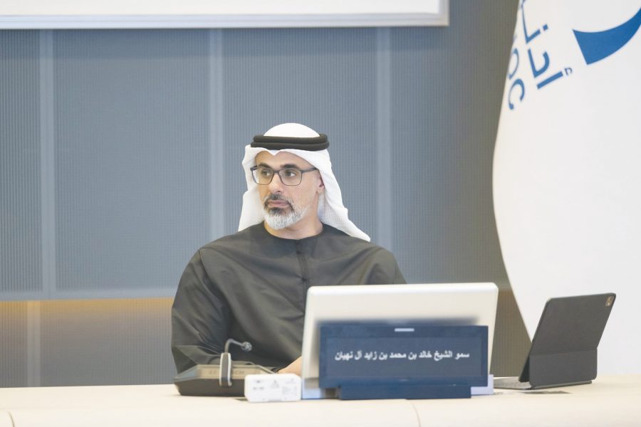 خالد بن محمد بن زايد يترأس اجتماع اللجنة التنفيذية لمجلس إدارة “أدنوك”