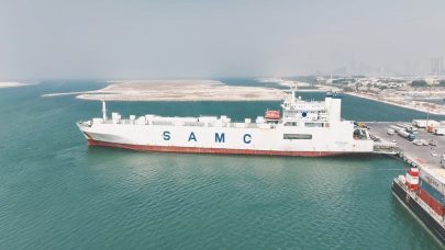 الإمارات تواصل دعمها الإغاثي العاجل لأفغانستان وتجهز سفينة محملة بآلاف الأطنان من المساعدات الإنسانية للمتضررين من الزلزال