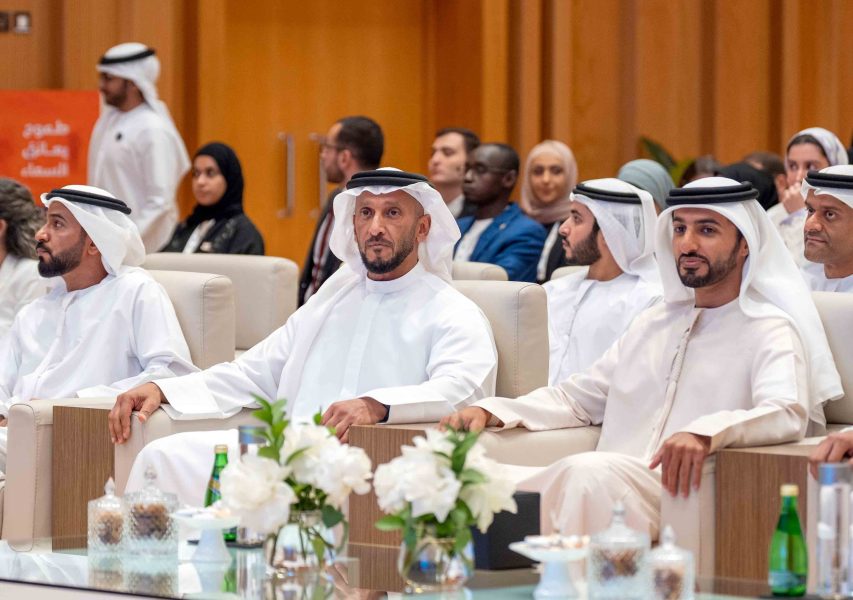 عبدالله آل حامد: الشباب العربي قادر على صياغة أفكاره وتحويل ابتكاراته إلى إنجازات تسهم في ازدهار المجتمعات