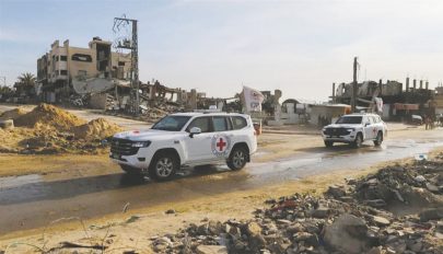الصليب الأحمر و”حماس” يحددان موقع رفات رهائن في غزة