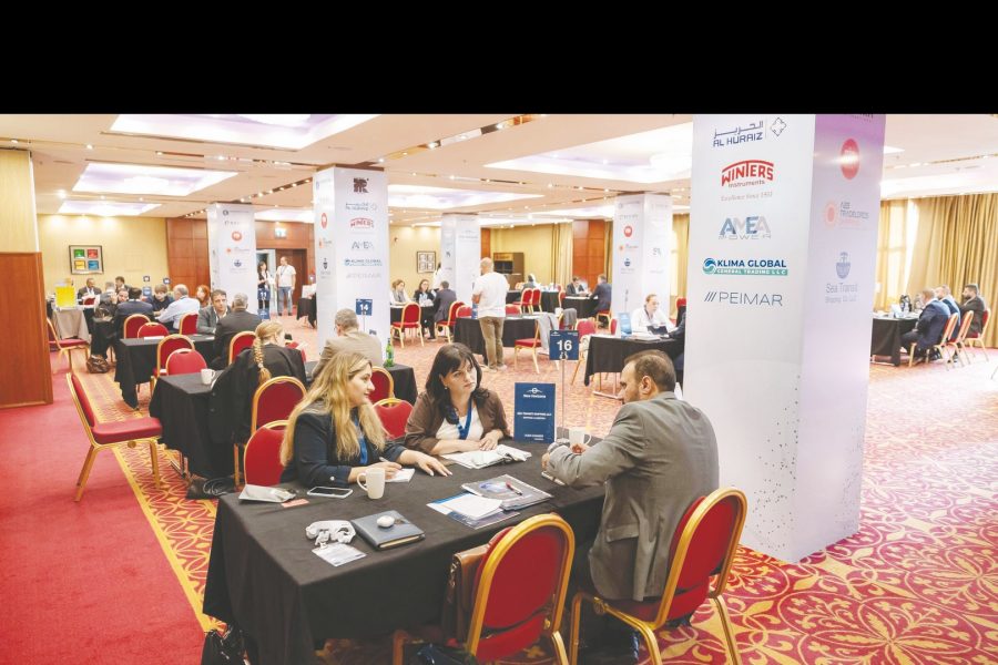 غرفة تجارة دبي تنظيم 301 اجتماع عمل ثنائي في أرمينيا