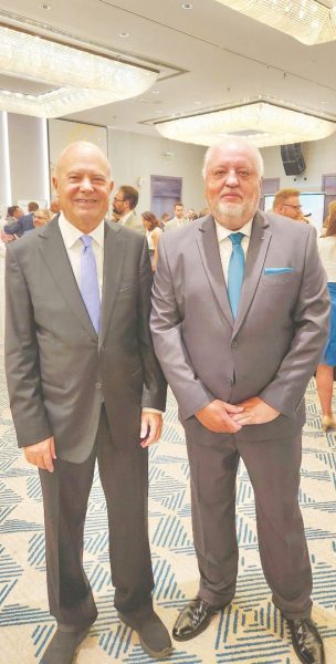 السفير التشيكي لدى الدولة ينظم حفل استقبال بمناسبة عيد استقلال لبلاده