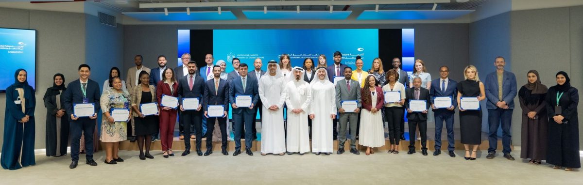 حكومة الإمارات تشارك خبراتها وتجاربها في مجالات الابتكار واستشراف المستقبل مع قيادات عالمية