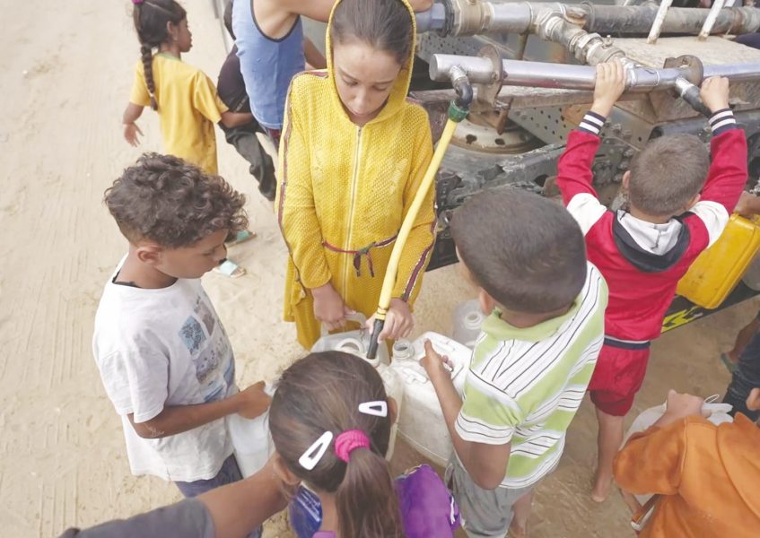 الإمارات تواصل جهودها الإغاثية في غزة .. “الفارس الشهم 3” تقدّم 21 صهريجا لمواجهة شح المياه