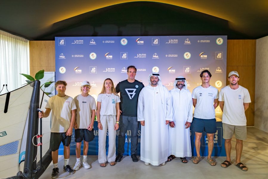 انطلاق بطولة العالم للتزلج الشراعي لأول مرة في الإمارات ضمن مهرجان جزيرة فاهد للرياضات المائية من 25 أكتوبر حتى 2 نوفمبر