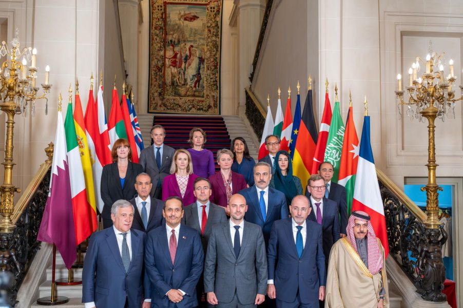 ريم الهاشمي تشارك في اجتماع باريس رفيع المستوى لبحث تنفيذ خطة السلام الأمريكية