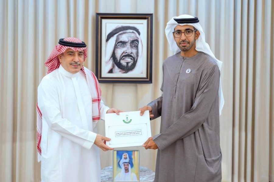 رئيس الدولة يتلقى رسالة خطية من ولي عهد السعودية تضمنت دعوة لمشاركة الإمارات في معرض إكسبو الرياض 2030.