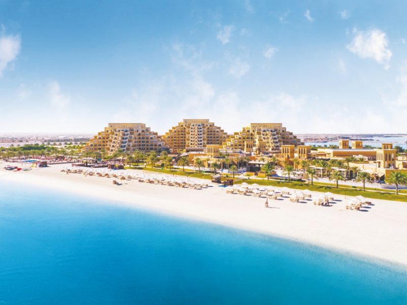 ريكسوس باب البحر يحتفي باليوم الوطني الإماراتي ببرنامج حافل من العروض والأنشطة التراثية والترفيهية