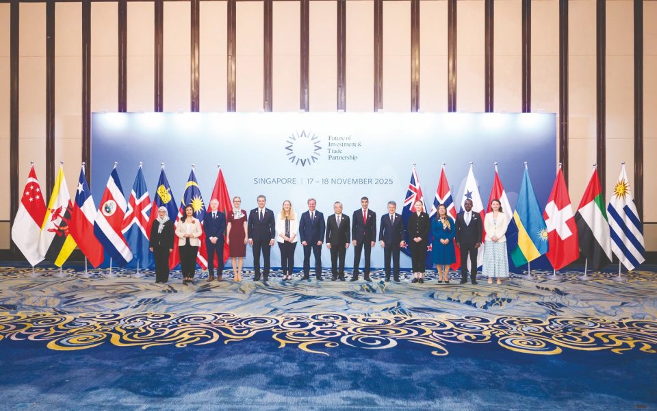 الإمارات تجدد التزامها بتبني التجارة الدولية المفتوحة القائمة على القواعد