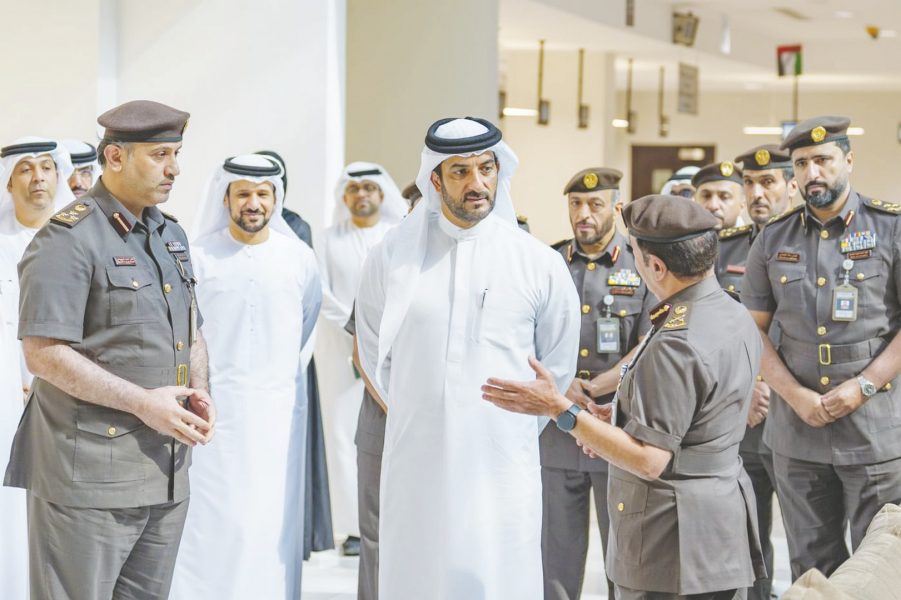 سلطان بن أحمد القاسمي يبحث تعزيز التعاون بين مجلس الشارقة للإعلام والهيئة الاتحادية للهوية والجنسية والجمارك وأمن المنافذ