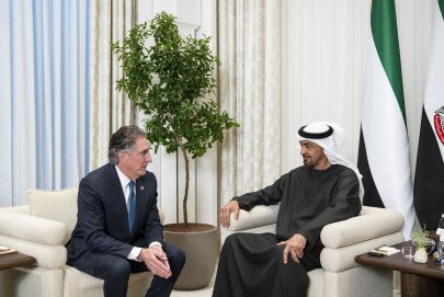 رئيس الدولة يبحث العلاقات مع رئيس المجلس الوطني الأميركي للطاقة