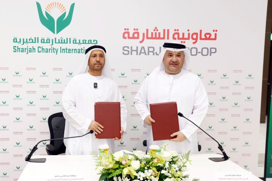 تعاونية الشارقة وجمعية الشارقة الخيرية توقعان اتفاقية تعاون مشترك لتمكين التبرع المباشر عبر أجهزة نقاط البيع