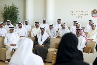 رئيس الدولة يشهد جلسة حول “الأجندة الوطنية لنمو الأسرة 2031” ضمن الاجتماعات السنوية لحكومة الإمارات، ويوجه بتخصيص 2026 ليكون “عام الأسرة”