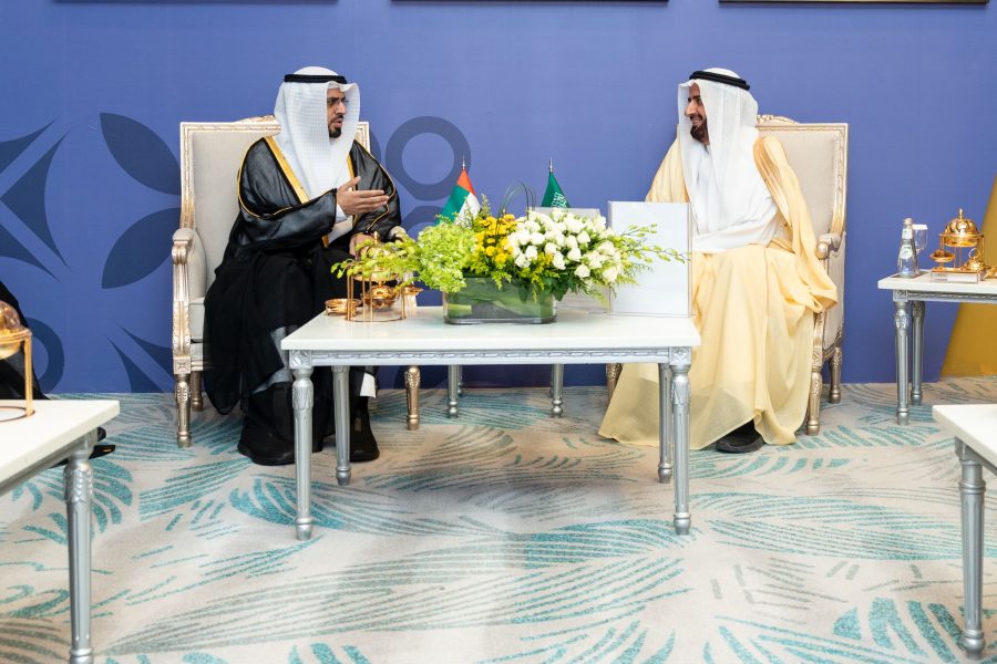 رئيس”الشؤون الإسلامية” ووزير الحج السعودي يبحثان التعاون بشأن ترتيبات حجاج الدولة