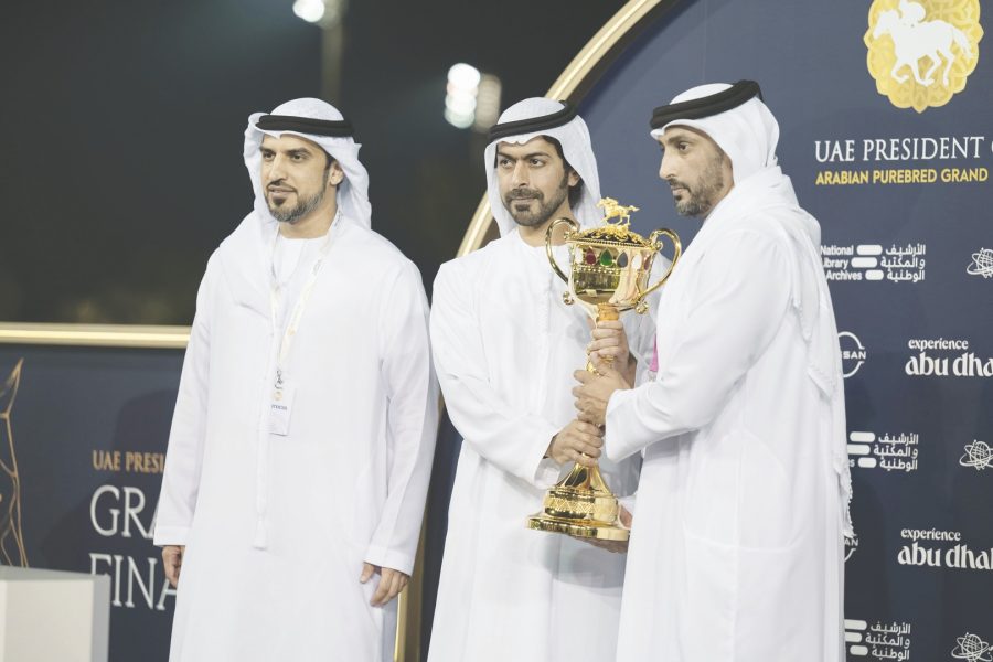 تحت رعاية منصور بن زايد.. خليفة بن طحنون بن محمد يشهد ختام النسخة الـ 33 من كأس صاحب السموّ رئيس الدولة للخيول العربية الأصيلة