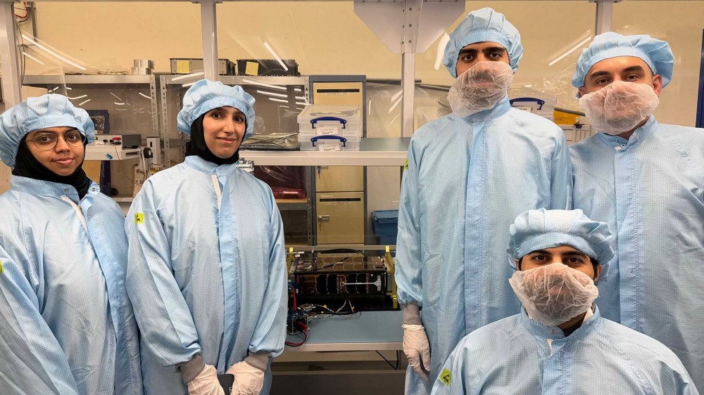 بدء مرحلة الاختبارات النهائية للقمر الصناعي “الشارقة سات-2”