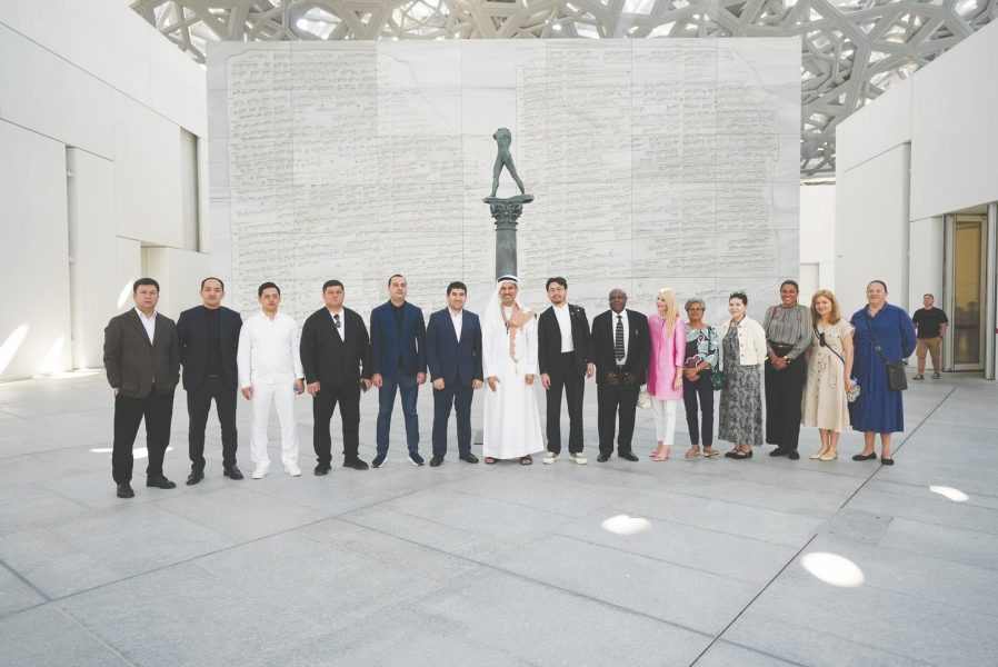 16 قيادياً من 9 دول يستكشفون تجربة الإمارات الريادية في قطاع السياحة