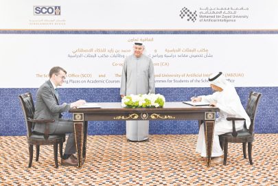 اتفاقية تعاون بين مكتب البعثات الدراسية وجامعة محمد بن زايد للذكاء الاصطناعي