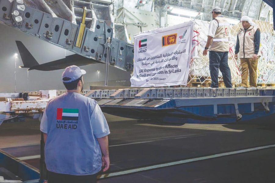 الإمارات ترسل فرق البحث والإنقاذ ومساعدات إغاثية تتجاوز 20 طناً لإغاثة المتضررين من فيضانات سريلانكا