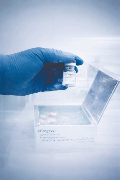 “ياس كلينك” و”أبوظبي للخلايا الجذعية” ينجحان في تقديم أول حقن للعلاج الجيني لاعتلال الهيموغلوبين