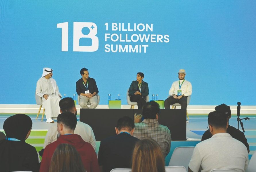 مشاركون بقمة الميار متابع : صناعة المحتوى تدعم منظومة التعليم و المعرفة