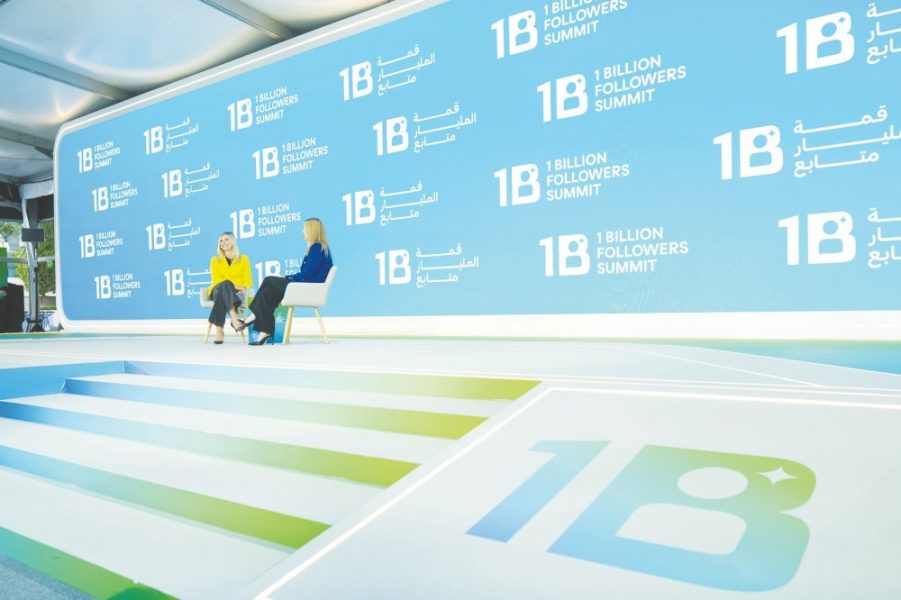 جلسة في “قمة المليار متابع” تدعو لوضع “قاموس عالمي موحّد لاقتصاد المبدعين”