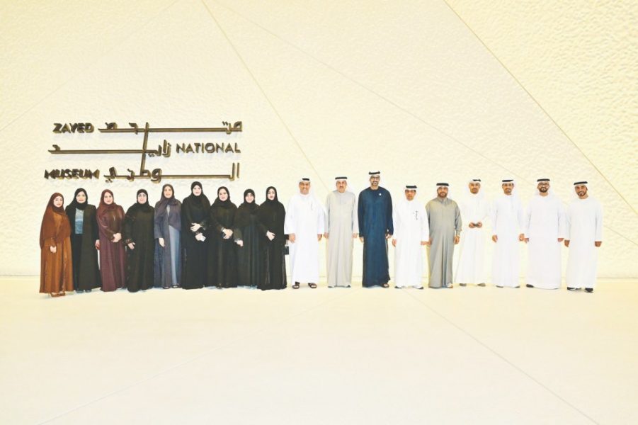 رئيس وأعضاء المجلس الوطني الاتحادي يزورون متحف زايد الوطني