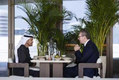 رئيس الدولة يلتقي الرئيس الصربي الذي يقوم بزيارة عمل إلى الدولة يشارك خلالها في أسبوع أبوظبي للاستدامة